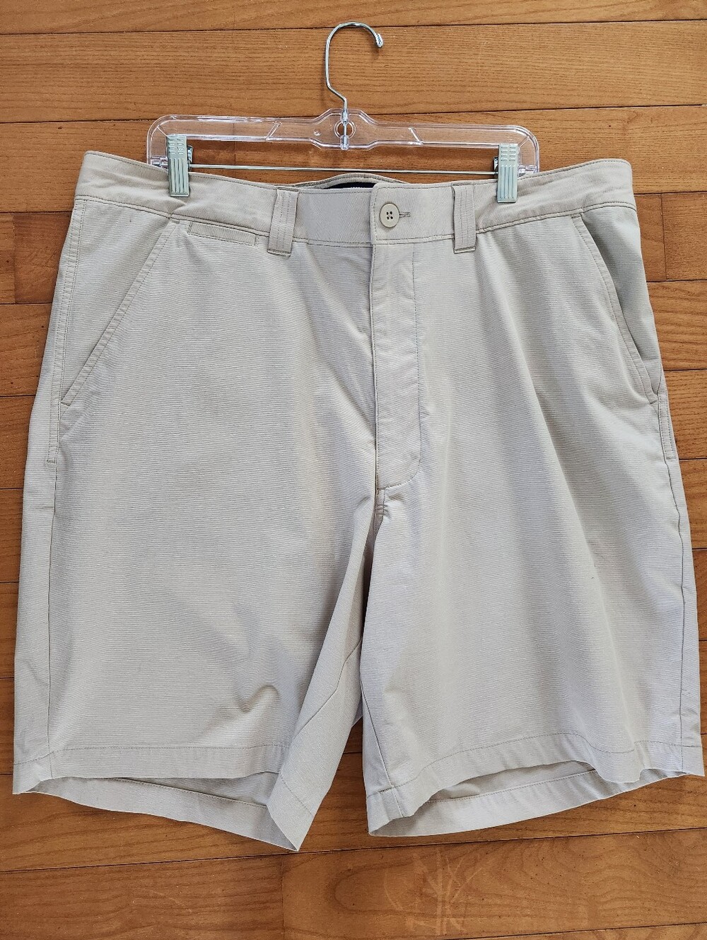 Johnnie O Men's Casual Chino Shorts in Light Beige